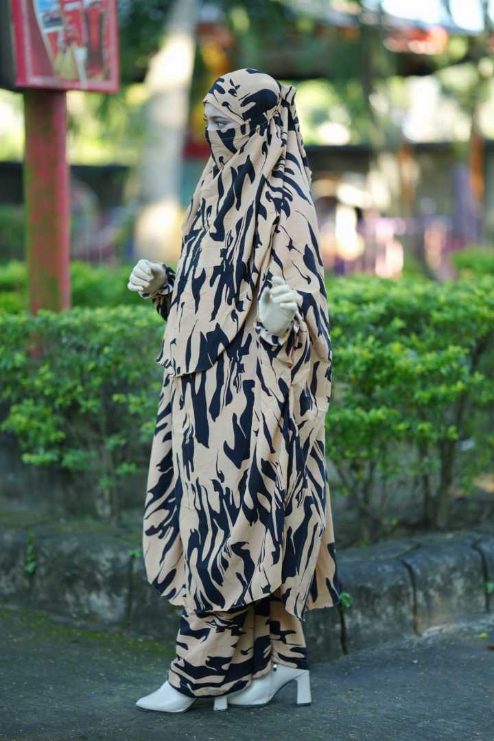 কাপ্তান,খিমার,সেট