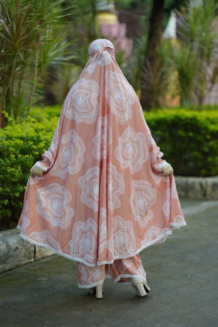 খিমার,প্লাজু,সেট